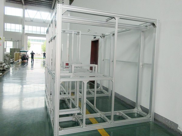 工（gōng）業鋁型（xíng）材加工廠（chǎng）家如何選