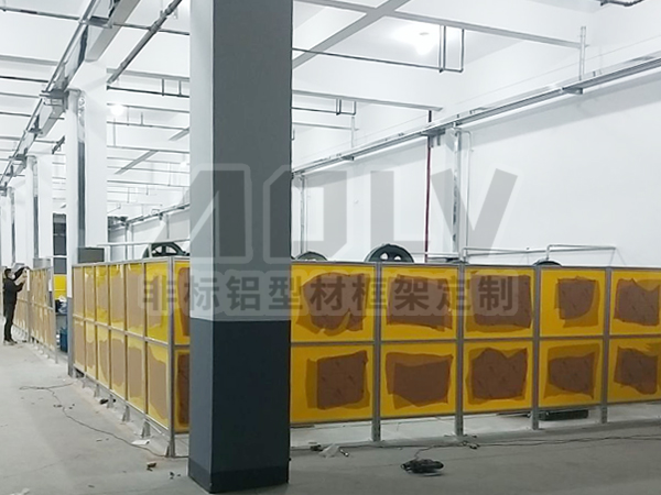 工廠車間電（diàn）箱防護（hù）圍（wéi）欄.png